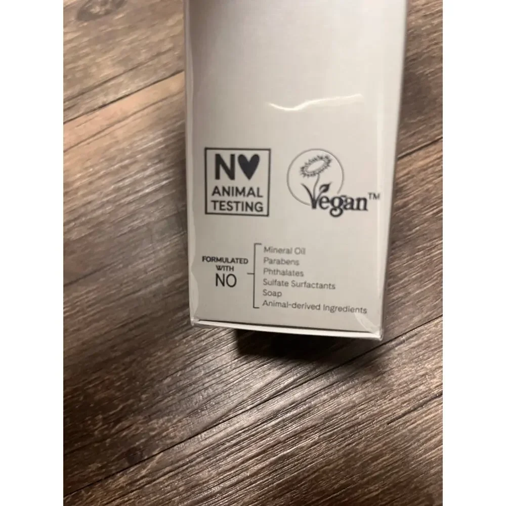 Artistry Skin Nutrition Hydrating Mousse Cleanser Vegan 145ml NIB White Chia